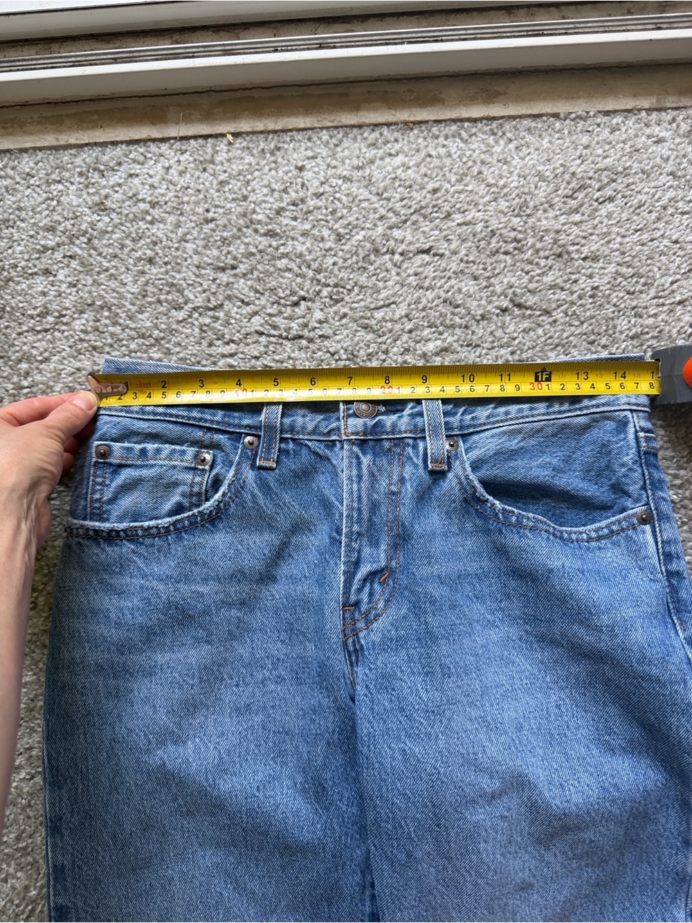 Levi's High-Rise Straight Jeans in Light Blue Premium Middy Straight Size 26 - Picture 11 of 13